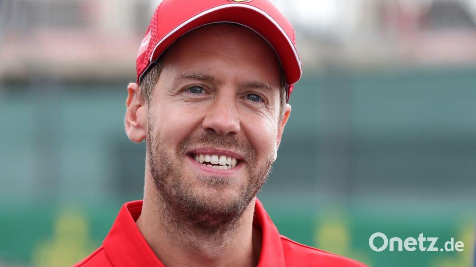 Sebastian Vettel eiferte einst Michael Schumacher bei Ferrari nach. (Archivbild) Bild: Martin Rickett/PA Wire/dpa