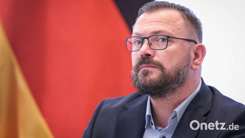 Patrick Harr, Pressesprecher der AfD Sachsen-Anhalt (Archivbild) Bild: Ronny Hartmann/dpa