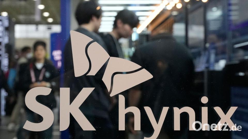 Der südkoreanische Speicherchip-Produzent SK Hynix steht wie nur wenige Unternehmen weltweit für den boomenden KI-Sektor. (Archivbild) Bild: Ahn Young-joon/AP/dpa