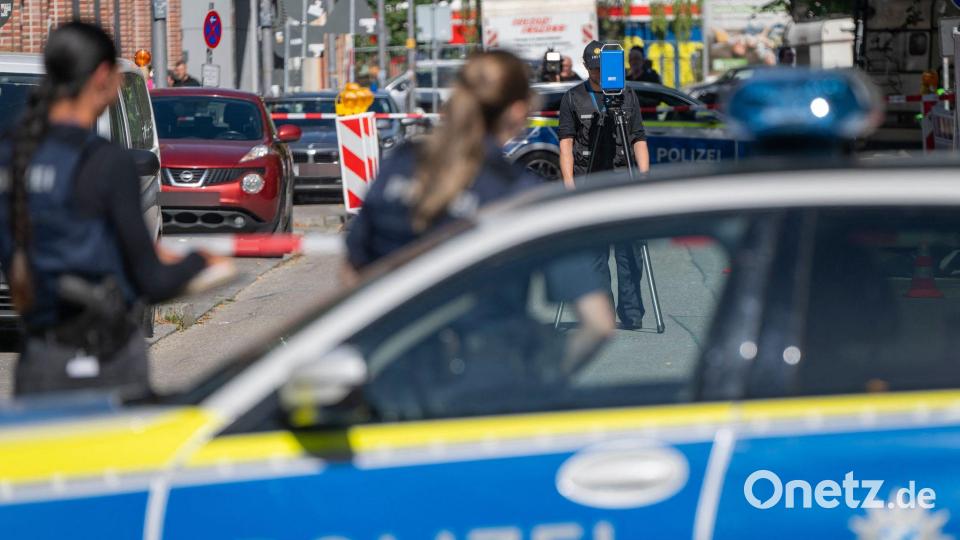 Noch sind viele Fragen zur Brandattacke auf einer Baustelle in München offen. Bild: Peter Kneffel/dpa