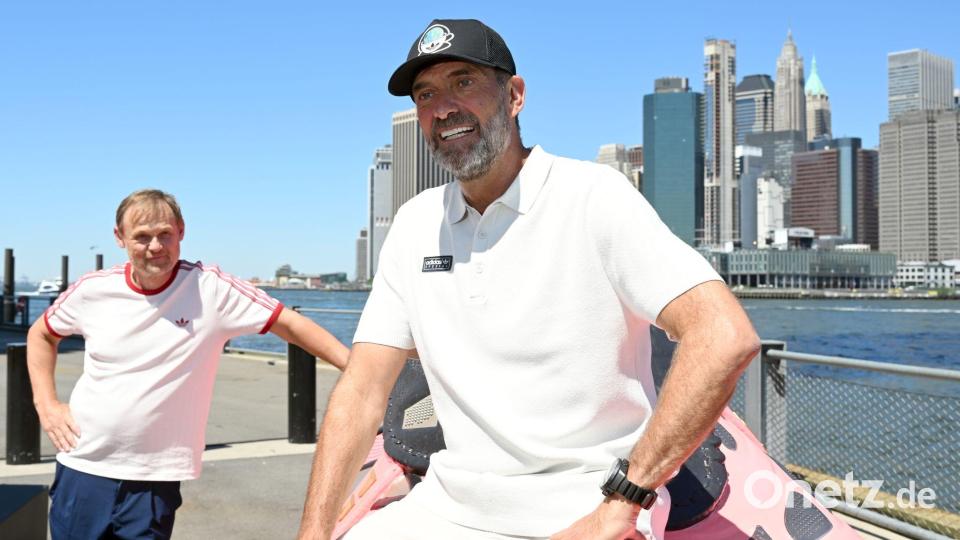 Björn Gulden und Jprgen Klopp vor der Skyline von New York bei der WM. (Archivbild) Bild: Federico Gambarini/dpa