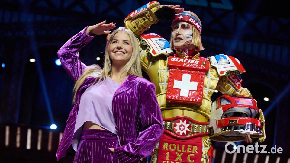 Beatrice Egli präsentierte den neuen Zug „Ticktack“. Bild: Bernd Thissen/dpa