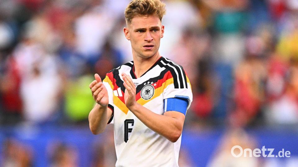 Ein Adidas-Abschiedstrikot gibt es für die Nationalspieler um Joshua Kimmich. (Archivbild) Bild: Tom Weller/dpa