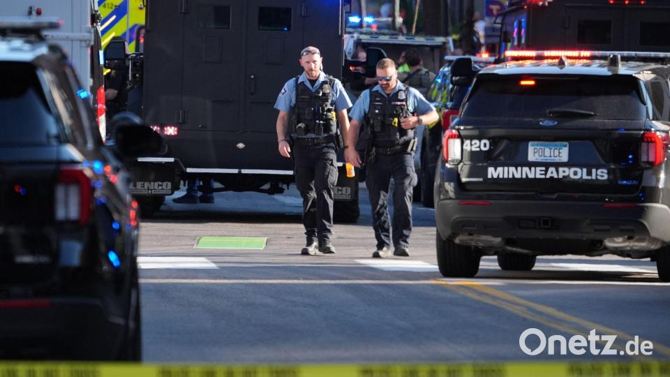 Auch drei Beamte werden in Minneapolis verletzt. Bild: Ellen Schmidt/AP/dpa