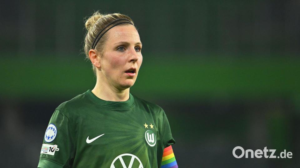 Bitteres Aus für Wolfsburg: Kapitänin Svenja Huth. (Archivbild) Bild: Swen Pförtner/dpa