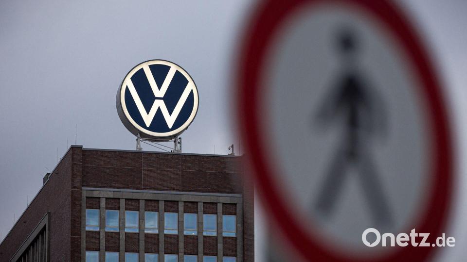 Bei VW stehen große Umbauten an. Bild: Moritz Frankenberg/dpa