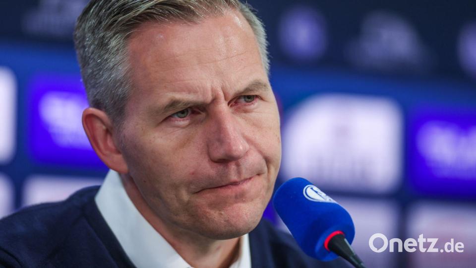 Kann sich Playoffs um den Titel gut vorstellen: Schalkes Aufsichtsratsboss Axel Hefer. (Archivbild) Bild: Tim Rehbein/dpa