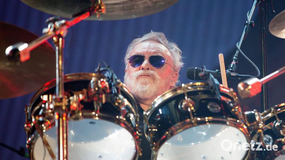 Für Queen-Schlagzeuger Roger Taylor ist Freddie Mercury bis heute unerreicht. (Archivbild) Bild: Georg Hochmuth/epa/dpa