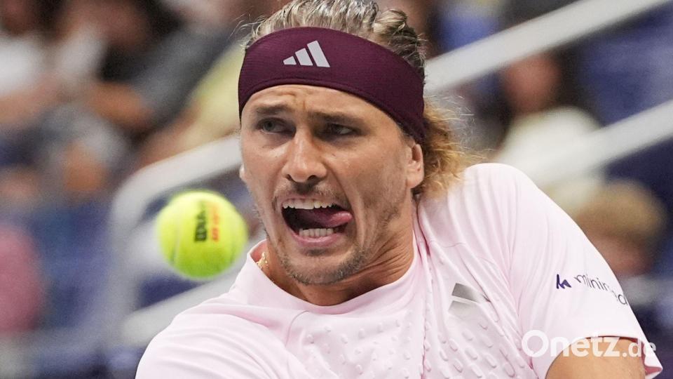 Den Ball im Blick - und auch den Titel? Bild: Frank Franklin II/AP/dpa