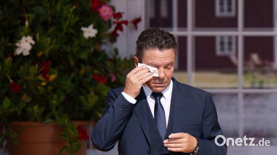 „Ich war ziemlich stark und doch konnte ich es am Schluss nicht mehr“, sagte Mross am Ende der Folge mit Tränen in den Augen. Bild: Silas Stein/dpa