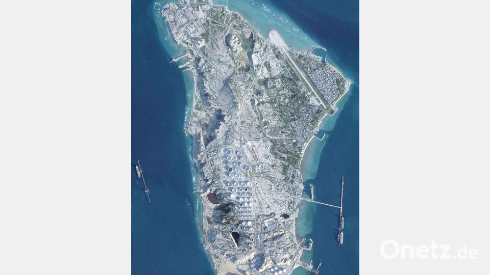 Die Insel Kharg im Persischen Golf ist für Irans Ölexporte von entscheidender Bedeutung. (Archivbild) Bild: Planet Labs PBC/dpa