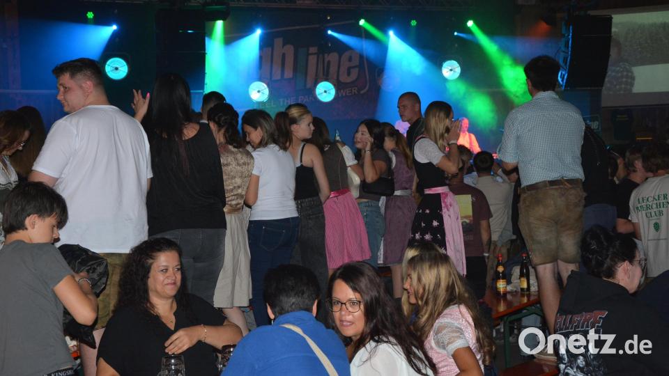 Ein perfekter Abend war der Partysamstag in der Wurzer O'Schnitt-Halle. Bild: Josef Rosner