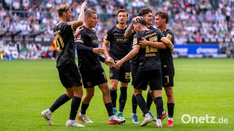 Liga-Neuling Elversberg bot beim 4:3-Sieg in Gladbach ein Spektakel. Bild: David Inderlied/dpa