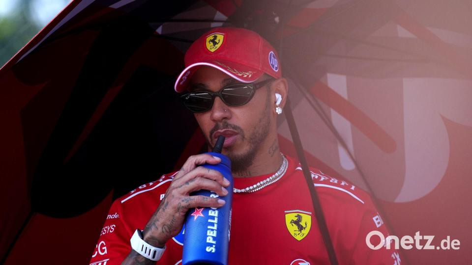 Lewis Hamilton ärgerte sich erneut über die Ferrari-Strategie. Bild: Bradley Collyer/PA Wire/dpa