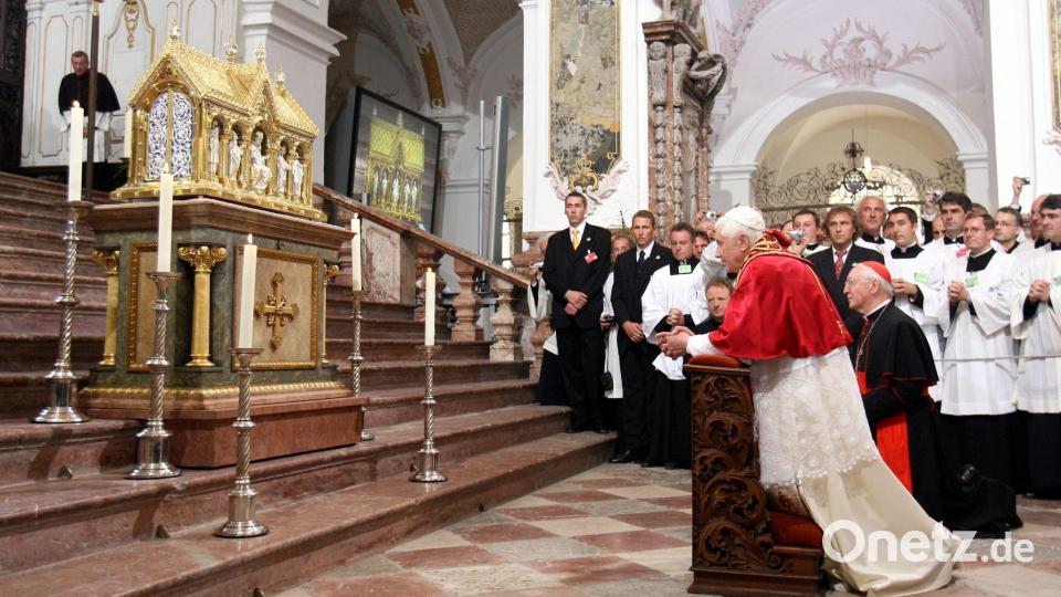 Im Freisinger Dom betete er am Korbiniansschrein. (Archivbild) Bild: picture alliance / dpa