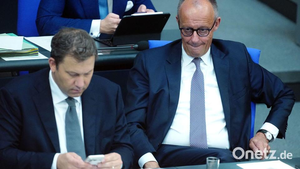 Klingbeil und Merz mussten sich viel Kritik anhören. Bild: Kay Nietfeld/dpa
