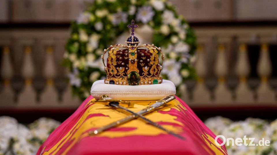 Bis kurz vor der Beisetzung stand der Sarg des Monarchen in der Schlosskapelle. (Achivbild) Bild: Cornelius Poppe/NTB/dpa