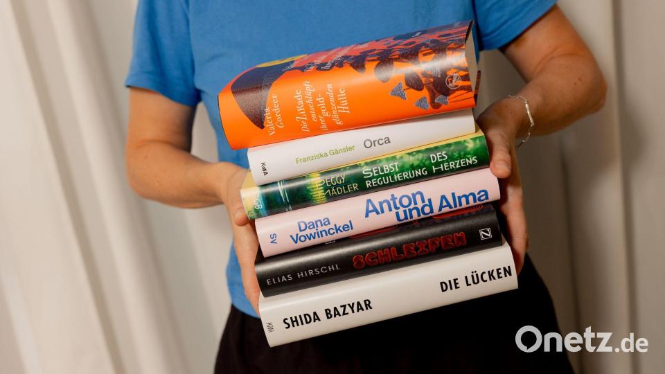 Sechs aus zwanzig: Die Shortlist beim Deutschen Buchpreis steht fest. Bild: Lena Everding/Börsenverein/dpa