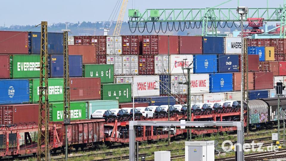 Chinas Exporte sind im August erneut deutlich gestiegen. (Symbolbild) Bild: Bernd Weißbrod/dpa
