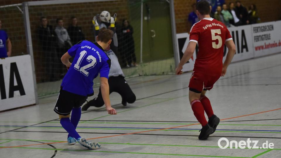 SpVgg SV Weiden - SpVgg Pfreimd 3:2 Bild: A. Schwarzmeier