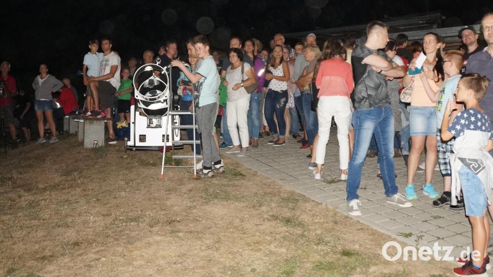 Der Höhepunkt im vergangenen Vereinsjahr der „Sternenfreunde“ war mit fast 700 Besuchern der Aktionstag zur Mondfinsternis. Bild: weu