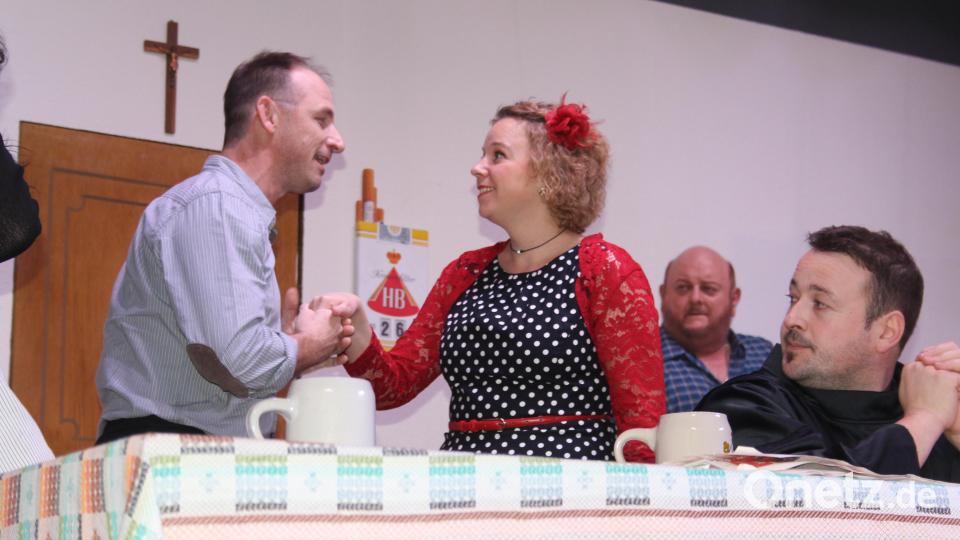 Theaterstück "Feine Damen" der Kolpingsfamilie Oberviechtach. Bild: frd