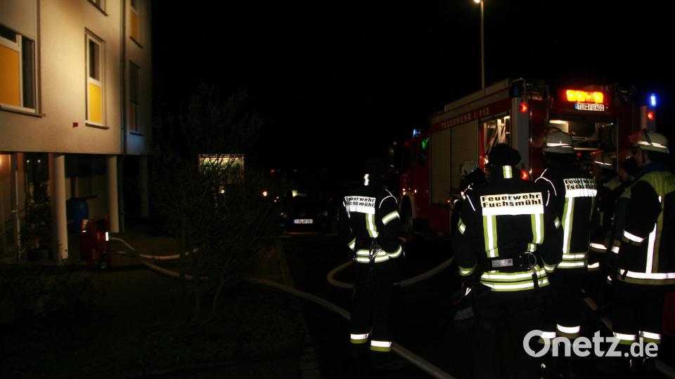 Die Feuerwehr musste an Heiligabend in Fuchsmühl zum Senioren-Servicehaus an den Bühläckern ausrücken. Bild: wro
