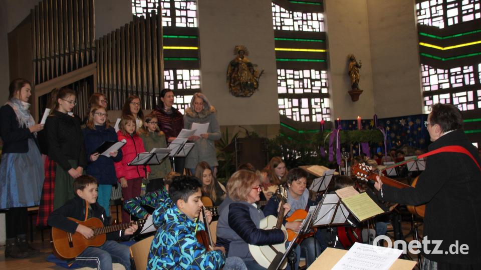 Das Adventskonzert in Gebenbach bietet Nachwuchsmusikern und -sängern eine prima Gelegenheit, ihr Können der breiten Öffentlichkeit zu präsentieren. Bild: ads