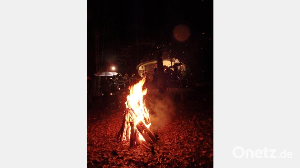 Feuerstelle vor der Kapelle Bild: wrt
