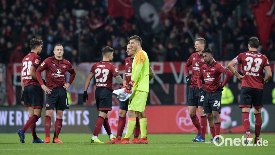Frust, Frust, Frust: Beim 1. FC Nürnberg lief in den vergangenen Wochen vor der Winterpause gar nichts mehr zusammen. Der Kader des Aufsteigers scheint qualitativ zu schwach, die Anfangseuphorie ist verflogen.
 	Bild: Timm Schamberger/dpa Bild: Timm Schamberger/dpa