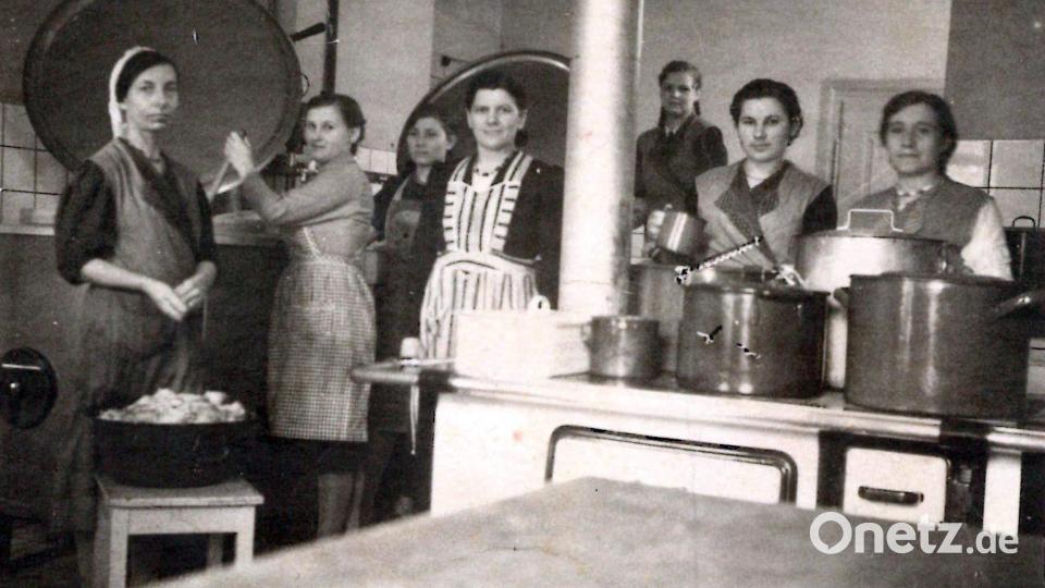 Russische Fremdarbeiterinnen in Zeitlers Kantine. Bild: jrh