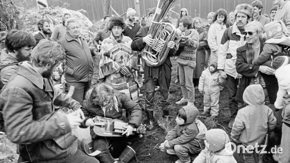 Weihnachten im Hüttendorf Bild: Gerhard Götz