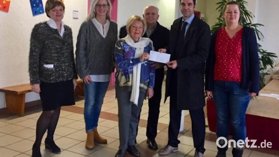 Spendenübergabe der Hammerweg-Grundschule: "Giriama-Projekt". Bild: exb