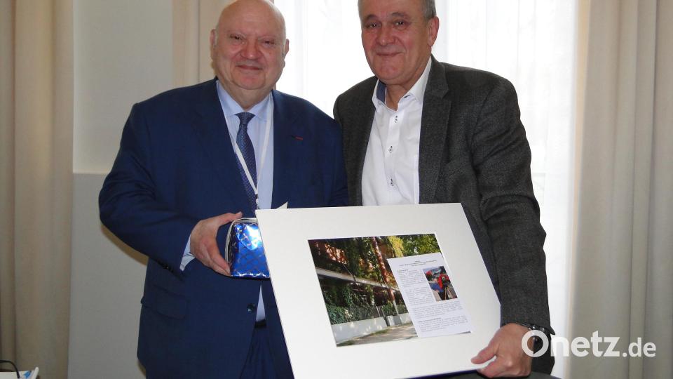 Impressionen vom Besuch der Weidener Delegation in Issy-les-Moulineaux Bild: esa