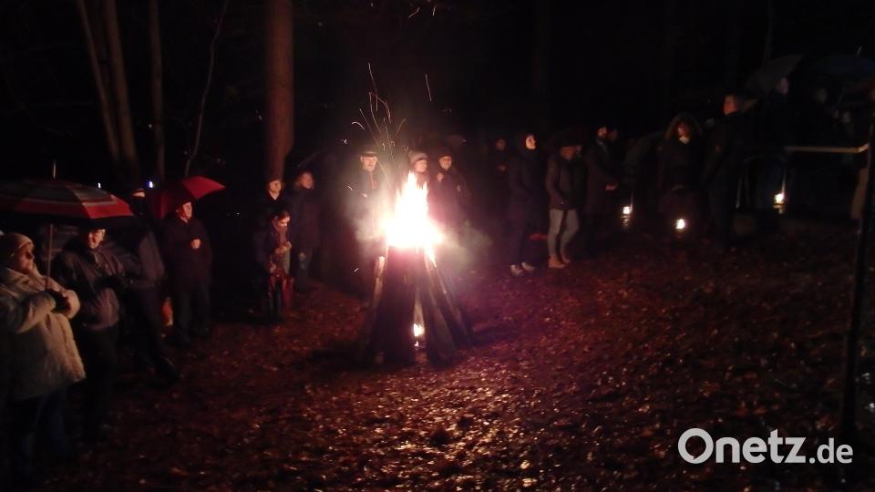 Die Feuerstelle vor der Kapelle Bild: wrt