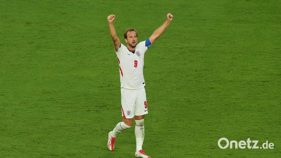 Kane holte zwei Titel mit Bayern und wurde mit England WM-Dritter. (Archivbild) Bild: Marta Lavandier/AP/dpa