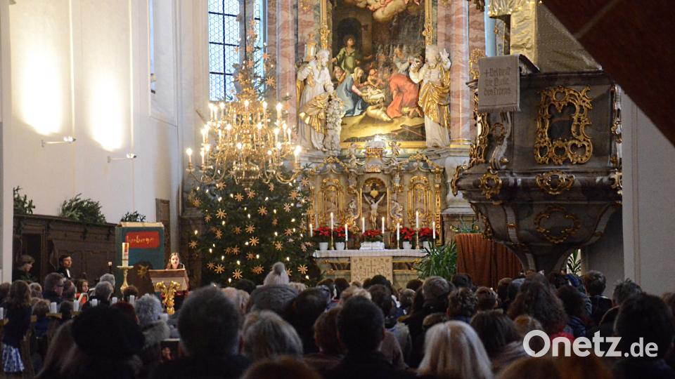 Zur Christvesper um 17 Uhr kamen die evangelischen Christen zahlreich in St. Michael. Bild: Kunz