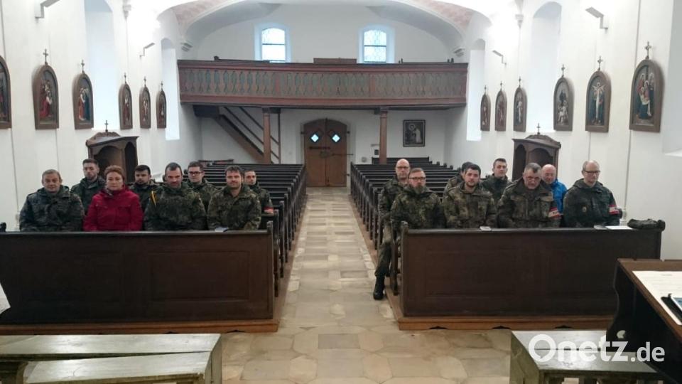 Zur Weihnachtsandacht kamen die Soldaten und zivilen Mitarbeiter des DMV in der Annabergkirche zusammen. Bild: mor
