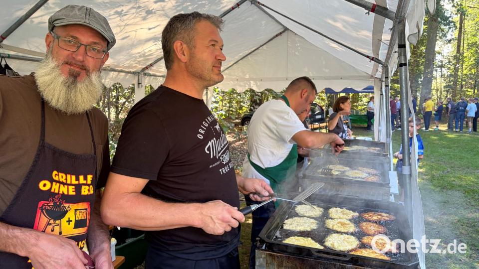 Alles im Blick haben die Griller beim Eixlbergfest 2026. Bild: Robert Kostner
