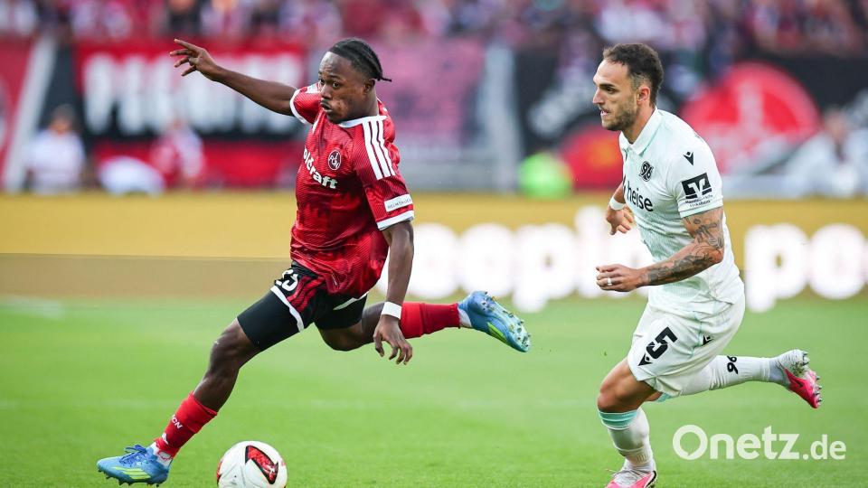 Einfach nicht zu stoppen: Nürnbergs Matchwinner Mohamed Ali Zoma (l). Bild: Daniel Karmann/dpa
