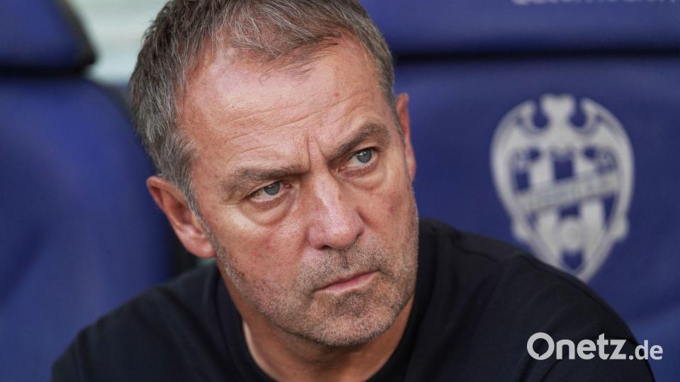 Fünfter Sieg im fünften Spiel: Der FC Barcelona ist mit Trainer Hansi Flick nicht zu stoppen. Bild: Alberto Saiz/AP/dpa