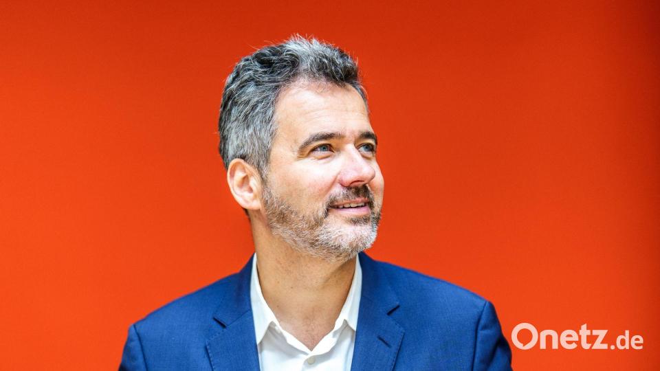 Beiersdorf-Manager Warnery stammt aus Frankreich. Bild: Michael Kappeler/dpa