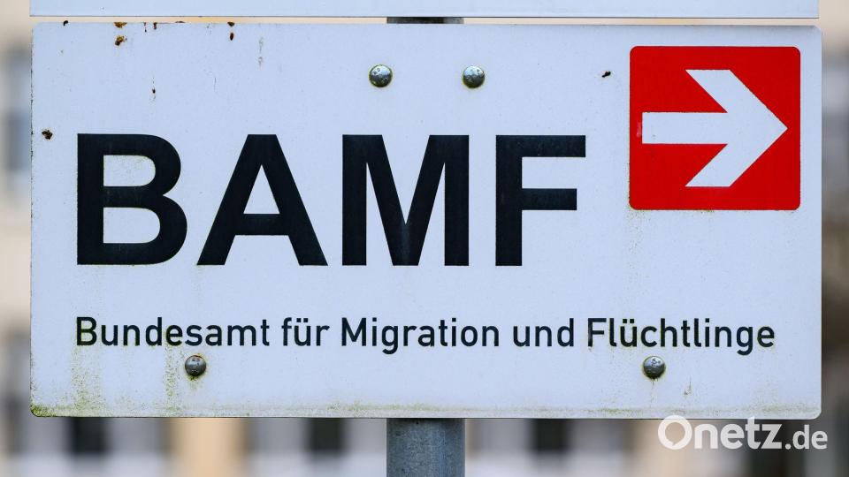 Beim Bundesamt für Migration und Flüchtlinge (Bamf) werden aktuell weniger Asylerstanträge gestellt. Der Anteil derjenigen, die erst einmal bleiben dürfen, steigt. (Symbolbild) Bild: Patrick Pleul/dpa