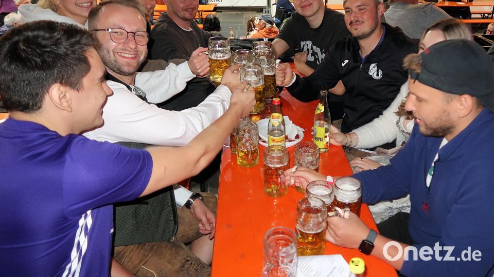 Gute Stimmung herrschte beim Jubiläum der Schlossbrauerei Friedenfels an allen Festtagen. Bild: Bernhard Schultes