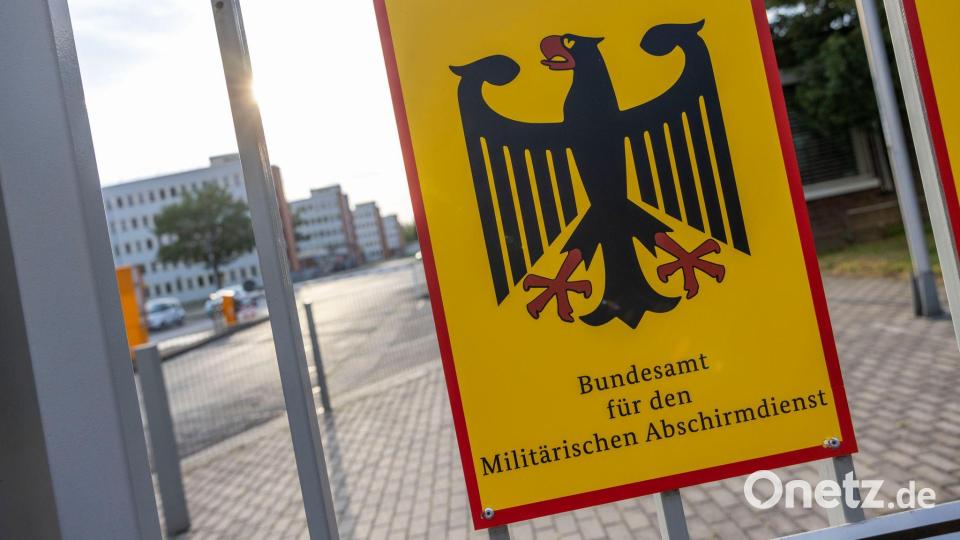 Zum Stichtag 1. Dezember 2025 hatte der MAD laut Bericht rund 1.600 Bedienstete. (Symbolbild) Bild: Thomas Banneyer/dpa