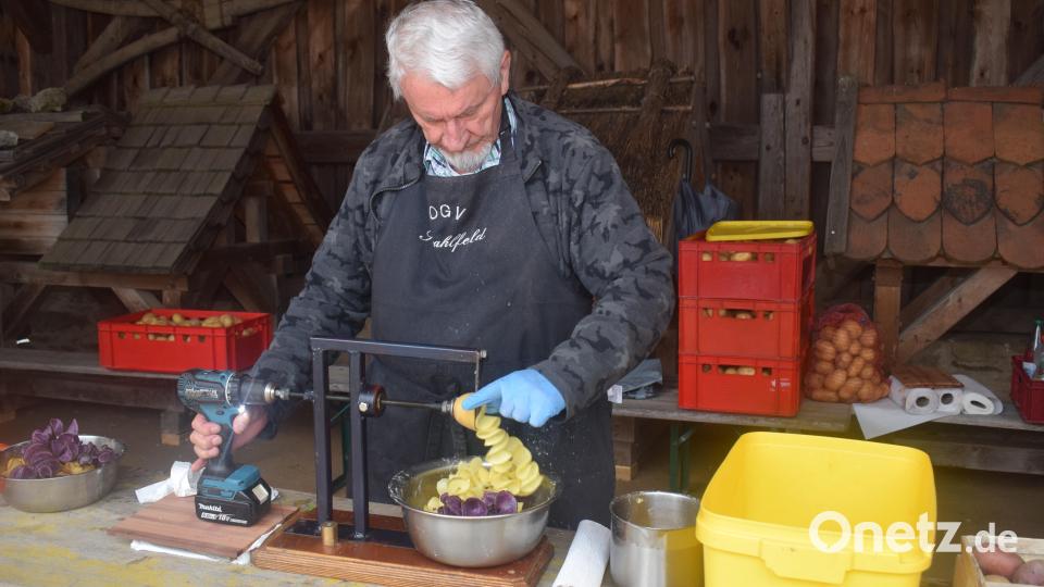 Kartoffelspirale konnte im Köstlerwehzel probiert werden. Bild: Richard Braun