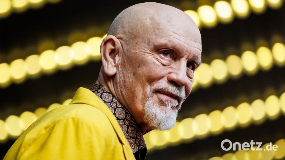 John Malkovich kommt zur Vorführung des Films „Wild Horse Nine“ beim 51. Internationalen Filmfestival Toronto, Bild: Keito Newman/The Canadian Press/AP/dpa