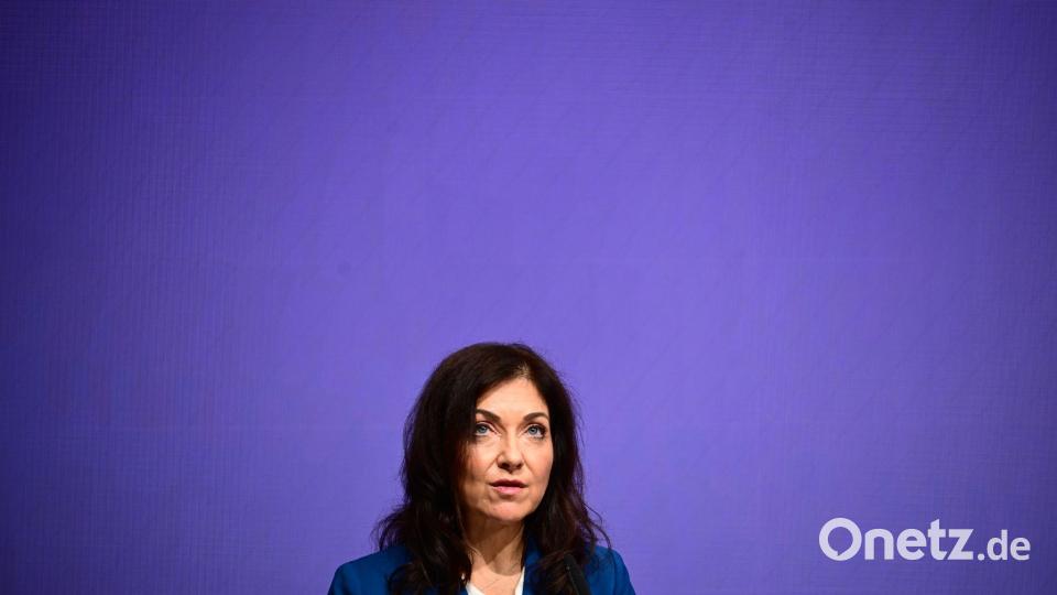 Die Wirtschaftsministerin bringt Direktzahlungen für Geringverdiener ins Spiel. Bild: Sebastian Gollnow/dpa