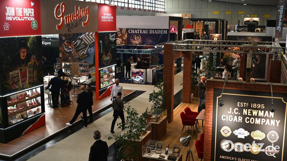 Noch bis Donnerstag trifft sich die globale Tabakbranche bei der Dortmunder Fachmesse Intertabac. Staatliche Steuerpläne sind ein großes Thema. Bild: Wolf von Dewitz/dpa