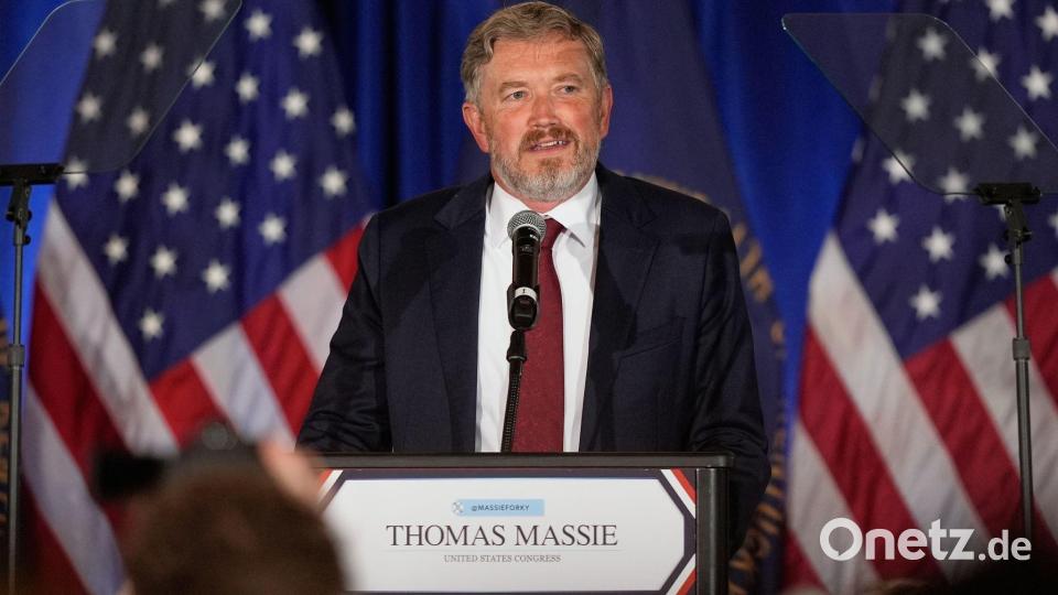 Der Abgeordnete Massie fiel bei Trump in Ungnade. (Archivbild) Bild: Carolyn Kaster/AP/dpa